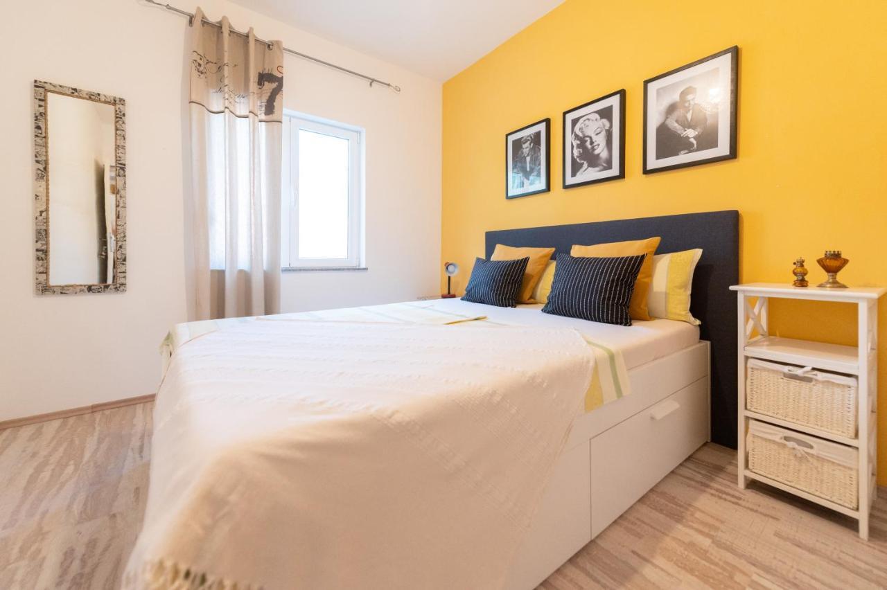 Sea View Apartment Ana Podstrana Luaran gambar